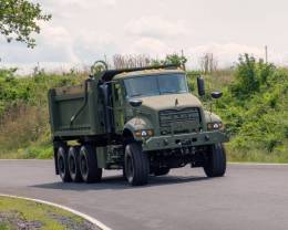 Uno de los M917A3 (Mack Defense)