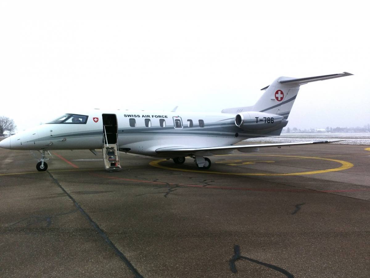 El PC-24 que operó la Fuerza Aérea de Suiza. (Foto FFA P-16) El PC-24 que operó la Fuerza Aérea de Suiza. (Foto FFA P-16)