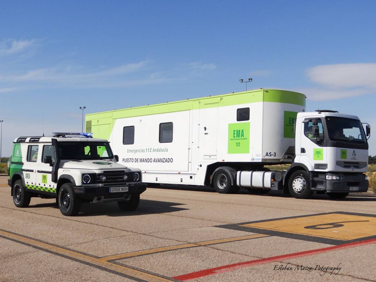 Cerraron el desfile vehículos de atención a emergencias del escalón de Protección Civil. (foto: Esteban Maiza) Cerraron el desfile vehículos de atención a emergencias del escalón de Protección Civil. (foto: Esteban Maiza)