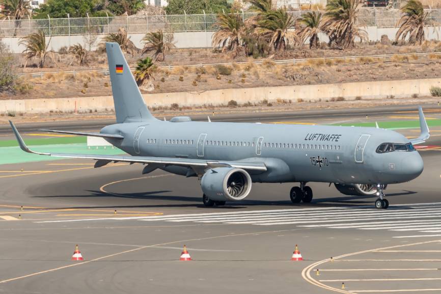 A321neo German Air Force a punto de despegar (Foto: Nestor Trujillo).