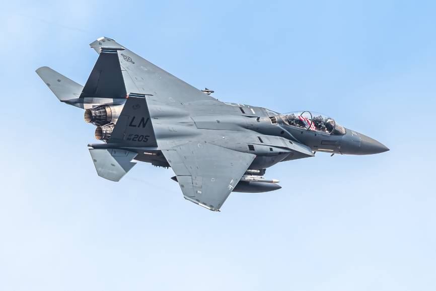 USAF F15E Strike Eagle desde Lakenheath Air force base, rotura antes de aterrizar.(Foto: Nestor Trujillo)