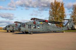 Los dos primeros UH-60M �Black Hawk� de la Fuerza A�rea de Lituania. (foto Lithuanian MOD)