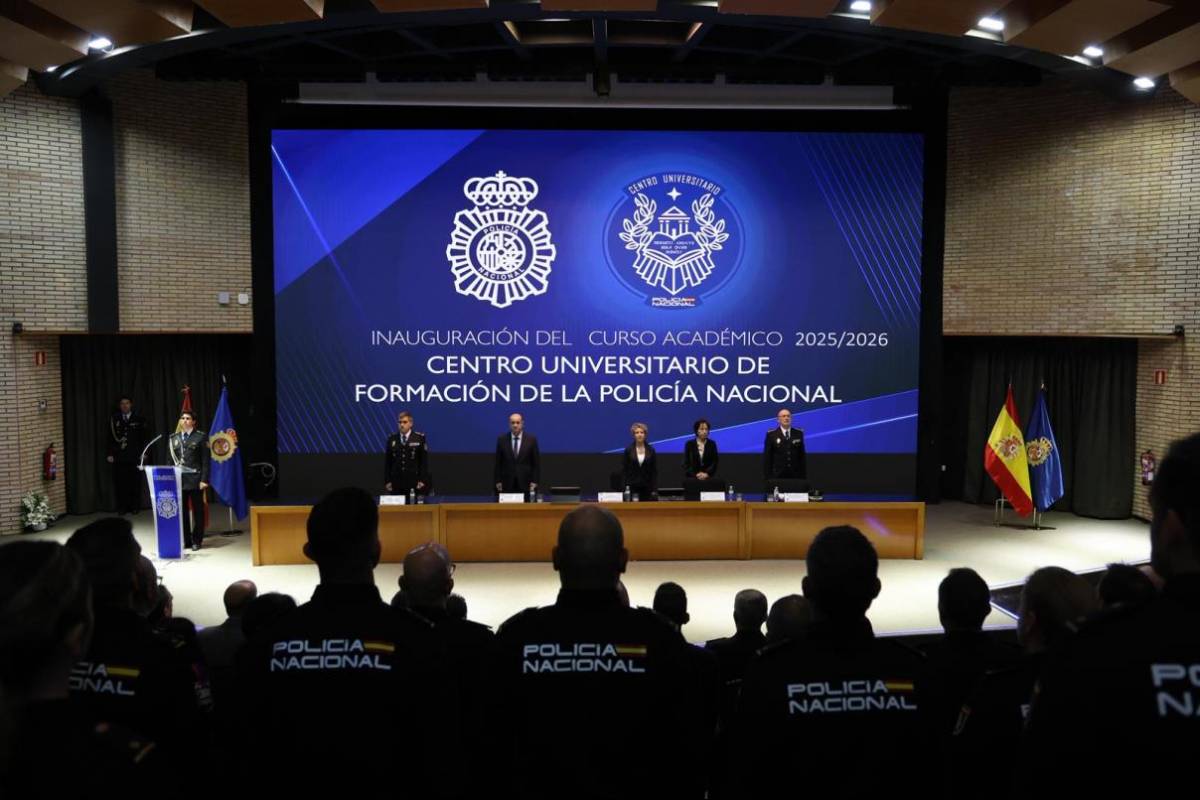 Acto de inauguración en la ENP de Ávila. (foto: Ministerio del Interior) Acto de inauguración en la ENP de Ávila. (foto: Ministerio del Interior)
