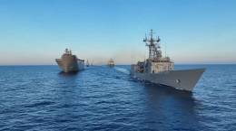 Buques de la Armada en el despliegue Ddalo 25. (foto: Armada)