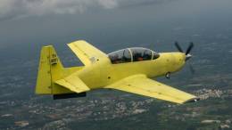 El primer HTT40 de serie ya est� en vuelo. (Foto HAL)