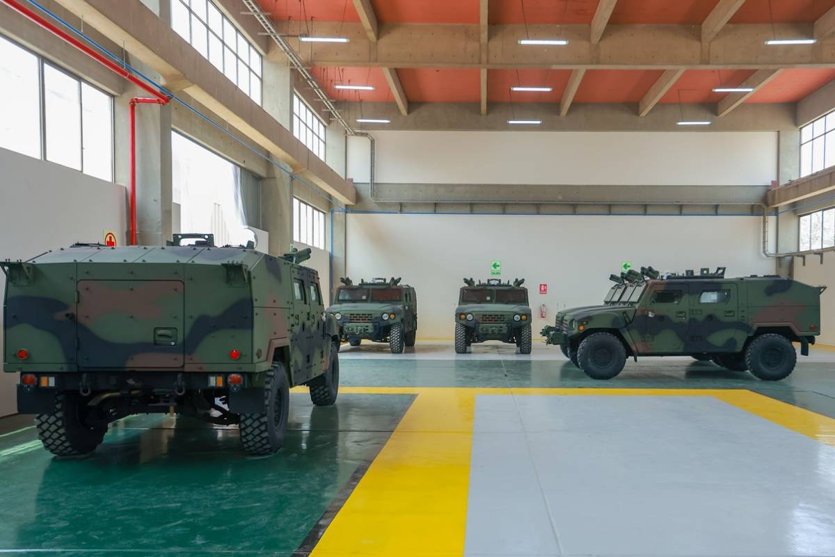 Los vehículos KIA KLTV 143 listos para ser entregados al Ejército del Perú. Los vehículos KIA KLTV 143 listos para ser entregados al Ejército del Perú.