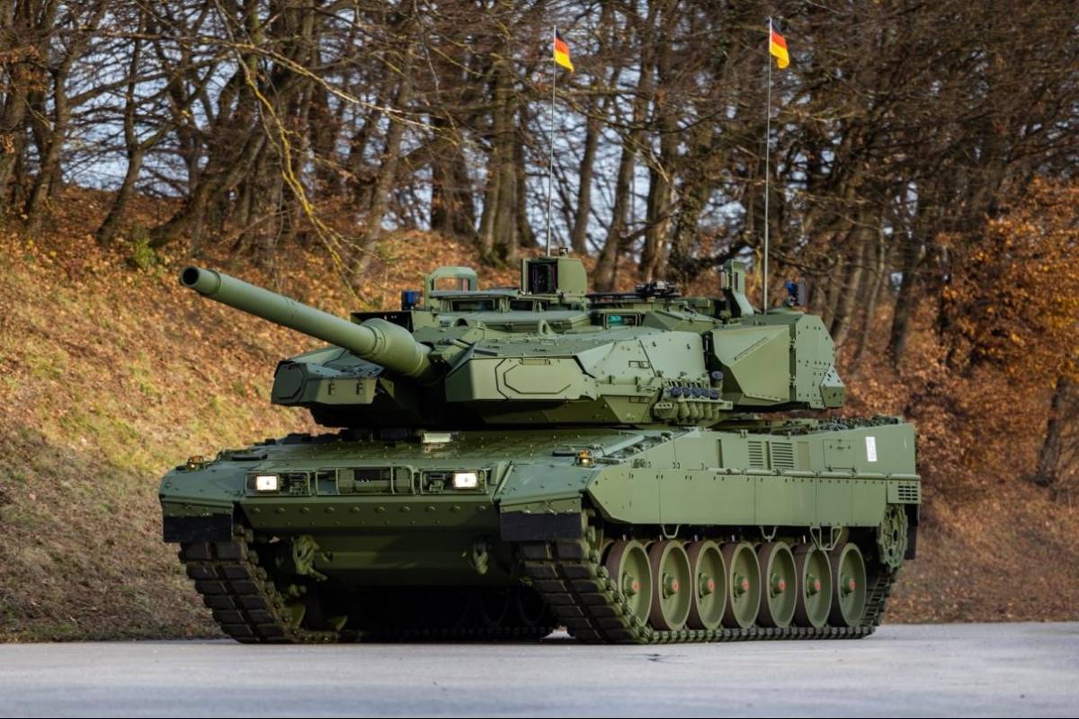 El primer carro de combate Leopard 2 A8 de la multinacional KNDS.  (foto Bundeswehr)