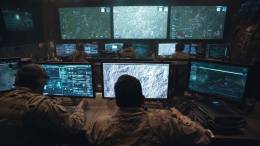 Tanto en centros de mando, como en puestos de combate, la informacin OSINT resulta imprescindible.