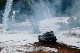 Demostracin con un Pizarro del Ejrcito de Tierra (GDELS-SBS)