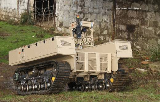 La configuracin del TERMIT, con traccin oruga y su concepto probado en combate, hace de este UGV un activo especialmente interesante para Espaa. (Octavio Dez Cmara)