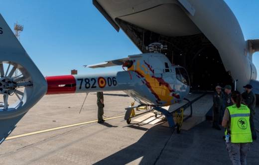 Dos A400M llevarn a la patrulla Aspa del Ejrcito del Aire y del Espacio hasta Argentina, Brasil y Uruguay. (foto Ejrcito del Aire y del Espacio)