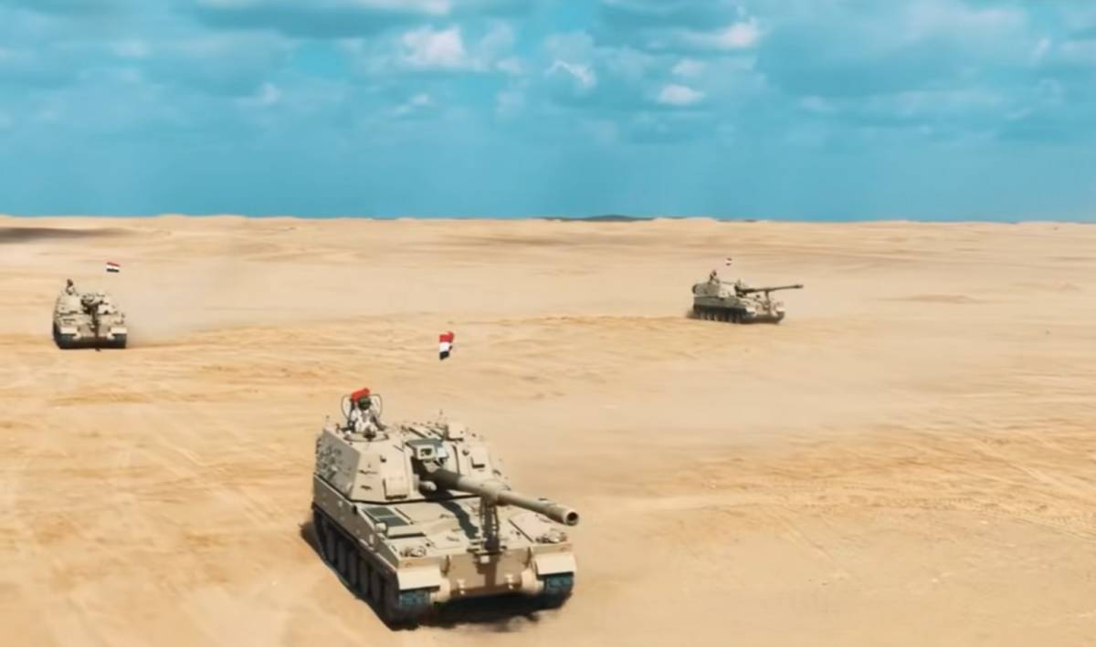 Fotograf�a del ob�s K9A1EGY durante un ejercicio militar tomada de un v�deo publicado por el portavoz de las Fuerzas Armadas de Egipto.