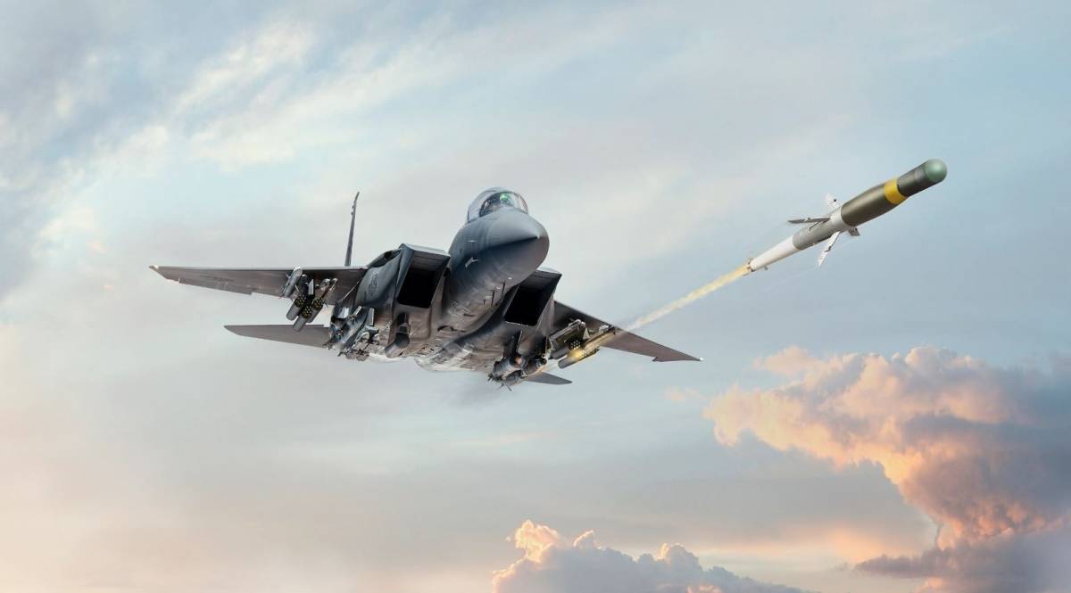 Un F-15 lanzando un APKWS (BAE Systems) Un F-15 lanzando un APKWS (BAE Systems)