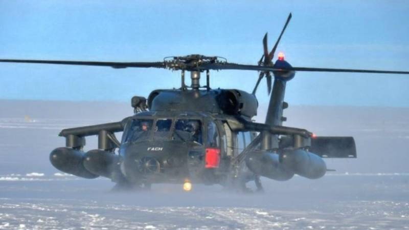 Helicóptero Black Hawk MH-60M de la Fuerza Aérea de Chile (FACh) Helicóptero Black Hawk MH-60M de la Fuerza Aérea de Chile (FACh)