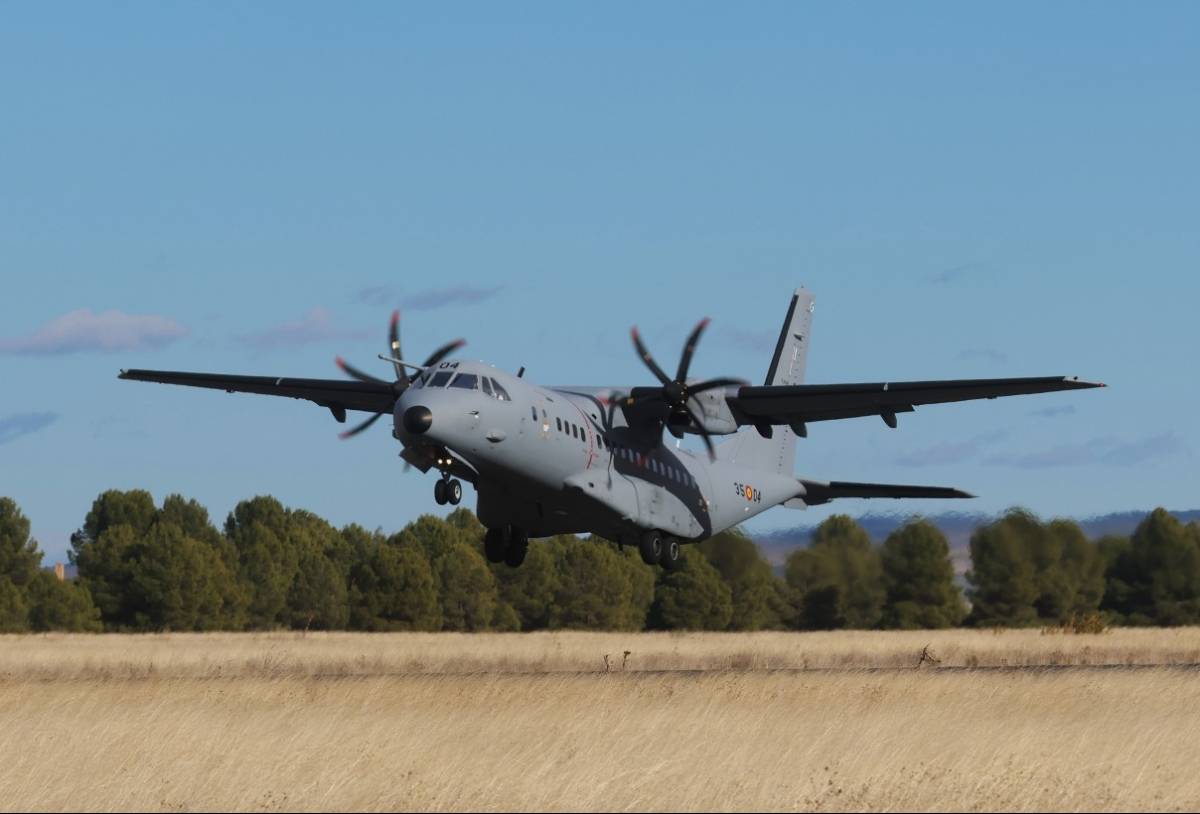 Los transportes tácticos, como este C295 del Ejército del Aire español, realizaron misiones de SLOMO (Slow Mover Protection). Los transportes tácticos, como este C295 del Ejército del Aire español, realizaron misiones de SLOMO (Slow Mover Protection).