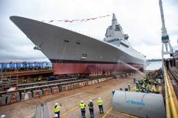 Botadura de la fragata �Bonifaz�, la primera del tipo F-110. (foto Navantia)