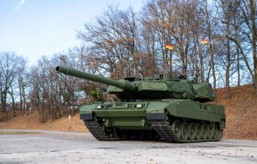 Leopard 2A8 dotado de Trophy (EuroTrophy)