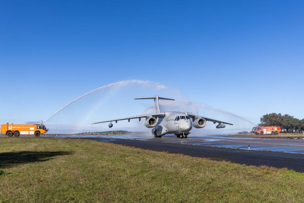 Llegada del cuarto KC-390 de la Fuerza Aérea de Portugal a Beja . (foto FAP) Llegada del cuarto KC-390 de la Fuerza Aérea de Portugal a Beja . (foto FAP)