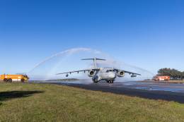 Llegada del cuarto KC-390 de la Fuerza A�rea de Portugal a Beja . (foto FAP) 