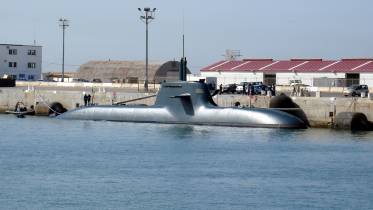 Uno de los submarinos italianos Clase �Todaro�, en concreto el �Scir� fotografiado en la Base Naval de Rota (C�diz-Espa�a). (foto Jes�s G�mez G�mez-wikimedia)