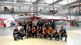 El primer Rafale fabricado para Indonesia en la planta de Dassault Aviation. (foto TNI-AU)