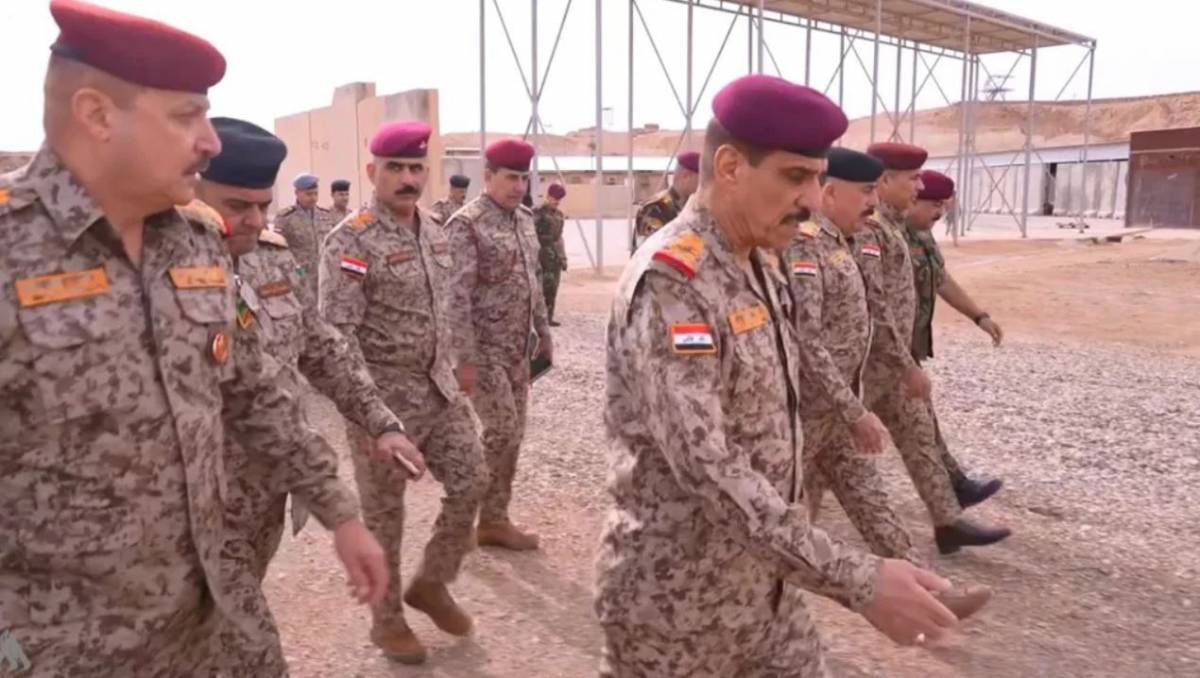 El jefe del Estado Mayor Abdul Amir Yarallah en la base de Ain al-Asad tras la retirada estadounidense (informe del Ministerio de Defensa iraqu�)