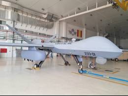 El Ej�rcito del Aire y del Espacio acaba de incorporar el nuevo pod SOAR, que porta el MQ-9. (foto Ej�rcito del Aire y del Espacio)