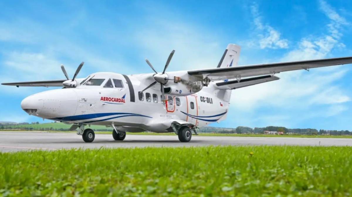 Avion Aircraft Industries L-410 NG operado por Aerocardal. Avion Aircraft Industries L-410 NG operado por Aerocardal.