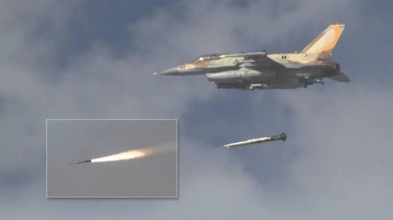 Rampage lanzado desde un F-16 de la IAF (Elbit Systems) Rampage lanzado desde un F-16 de la IAF (Elbit Systems)