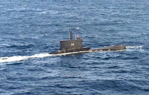 Submarino Tipo 209/1200 (Clase Angamos) de la Marina de Guerra del Per�. 