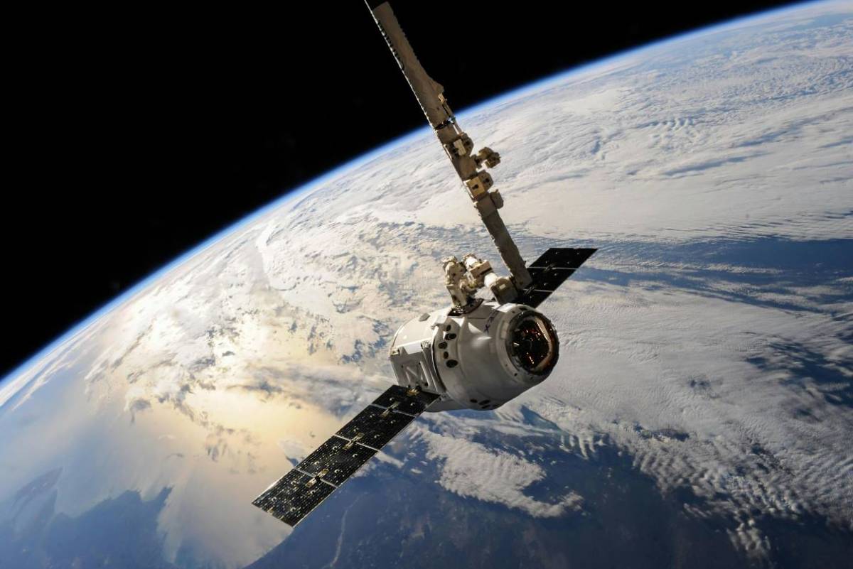 Retos de las comunicaciones satelitales (IIE) Retos de las comunicaciones satelitales (IIE)