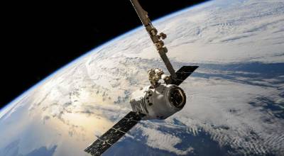 Retos de las comunicaciones satelitales (IIE)