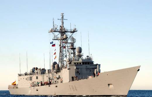 La fragata Reina Sof�a (F84) de la Armada (Armada)