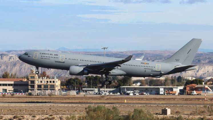 Uno de los A330-200 MRTT del Ala 45 aterrizando en la Base A�rea de Zaragoza. (foto Julio Maiz)