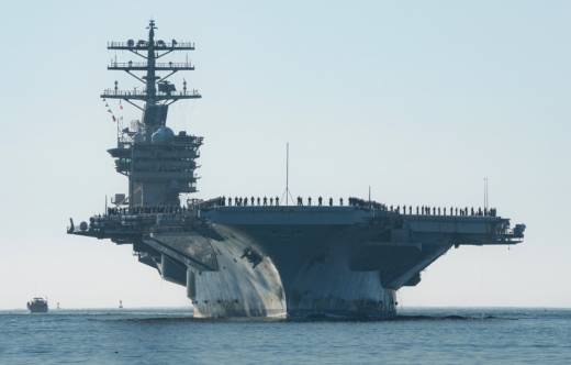 Portaaviones Nimitz (CVN 68) de la Marina de Estados Unidos.
