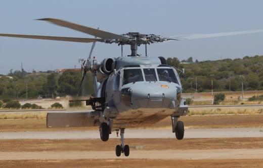 Tras Espa�a, Israel, se convertir� en el segundo operador del helic�ptero naval SH-60F. (foto Julio Maiz)
