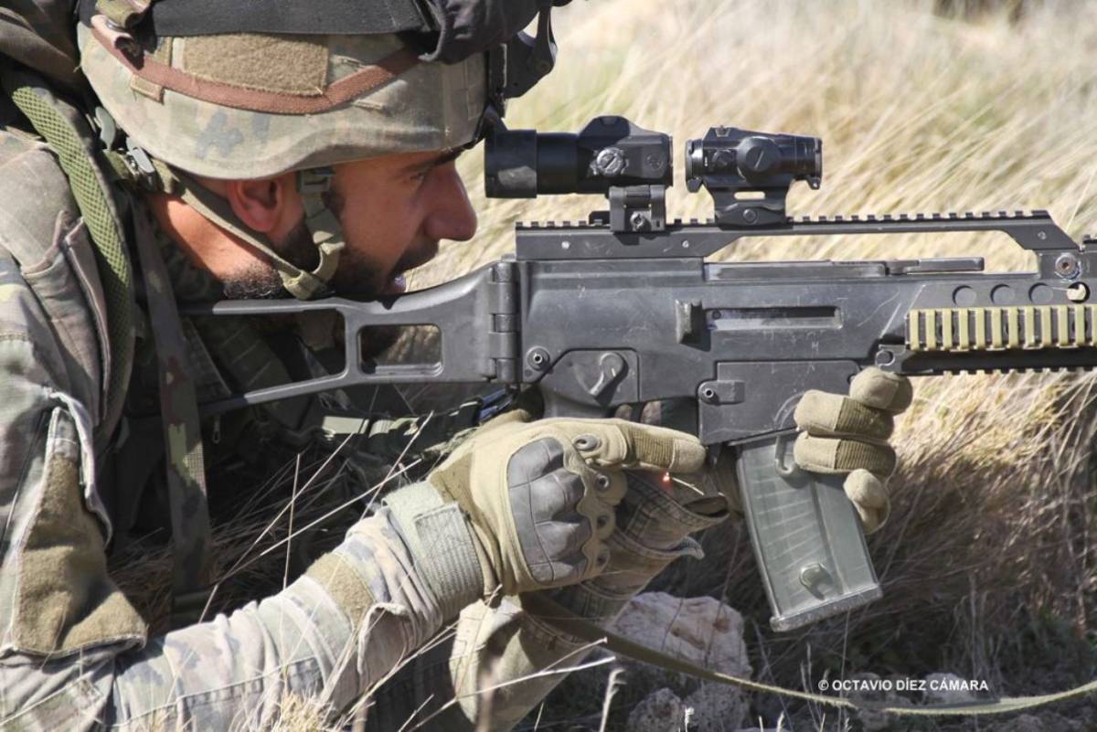 Muchos de los infantes espa�oles no han cubierto la totalidad de pr�cticas de fuego real que les har�an m�s h�biles con las armas personales y colectivas que manejan. (Octavio D�ez C�mara)