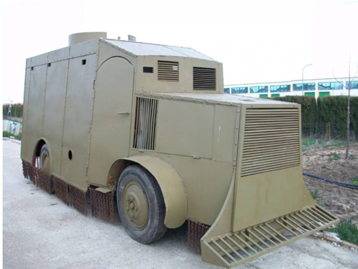 El �Tiznado� propiedad de Epocauto-Vicente Pav�a. (foto No s�lo Militaria)