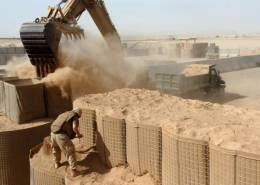 Despliegue de los productos Hesco en per�metro de seguridad.