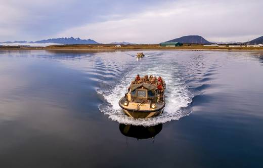Infantes de marina argentinos en Ushuaia.