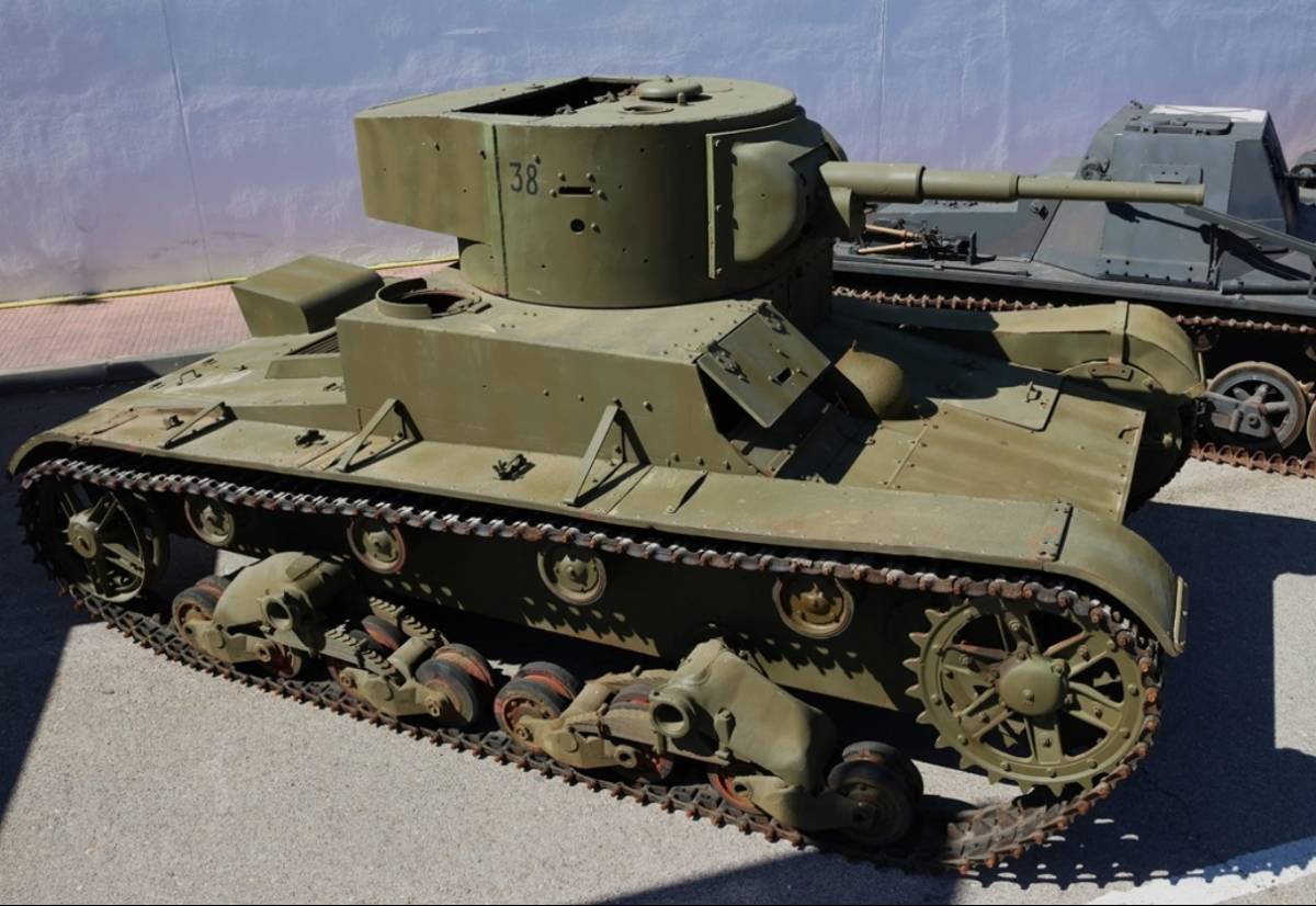 Carro de combate sovi�tico T-26, el mejor blindado del conflicto espa�ol.