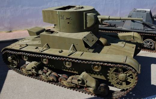 Carro de combate sovi�tico T-26, el mejor blindado del conflicto espa�ol.