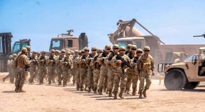 Medios log�sticos y soldados del Ej�rcito de Chile en la frontera norte del pa�s. 