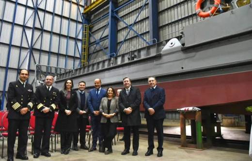 Ceremonia de recepci�n en la Armada de Chile de las barcazas �Selknam� y �Manutara� 