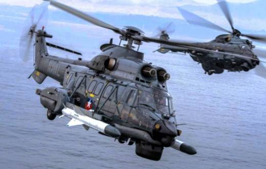 Helic�pteros Airbus AS332F1 Cougar (SH-32) del Escuadr�n de Helic�pteros de Ataque HA-1 de la Armada de Chile. 