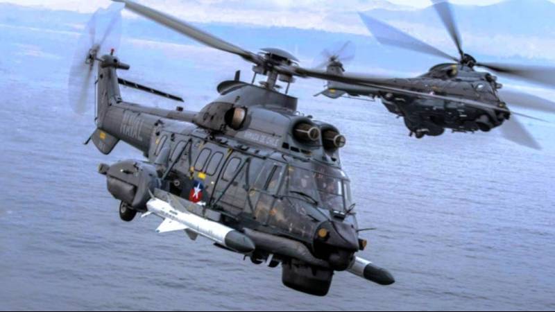 Helic�pteros Airbus AS332F1 Cougar (SH-32) del Escuadr�n de Helic�pteros de Ataque HA-1 de la Armada de Chile. 