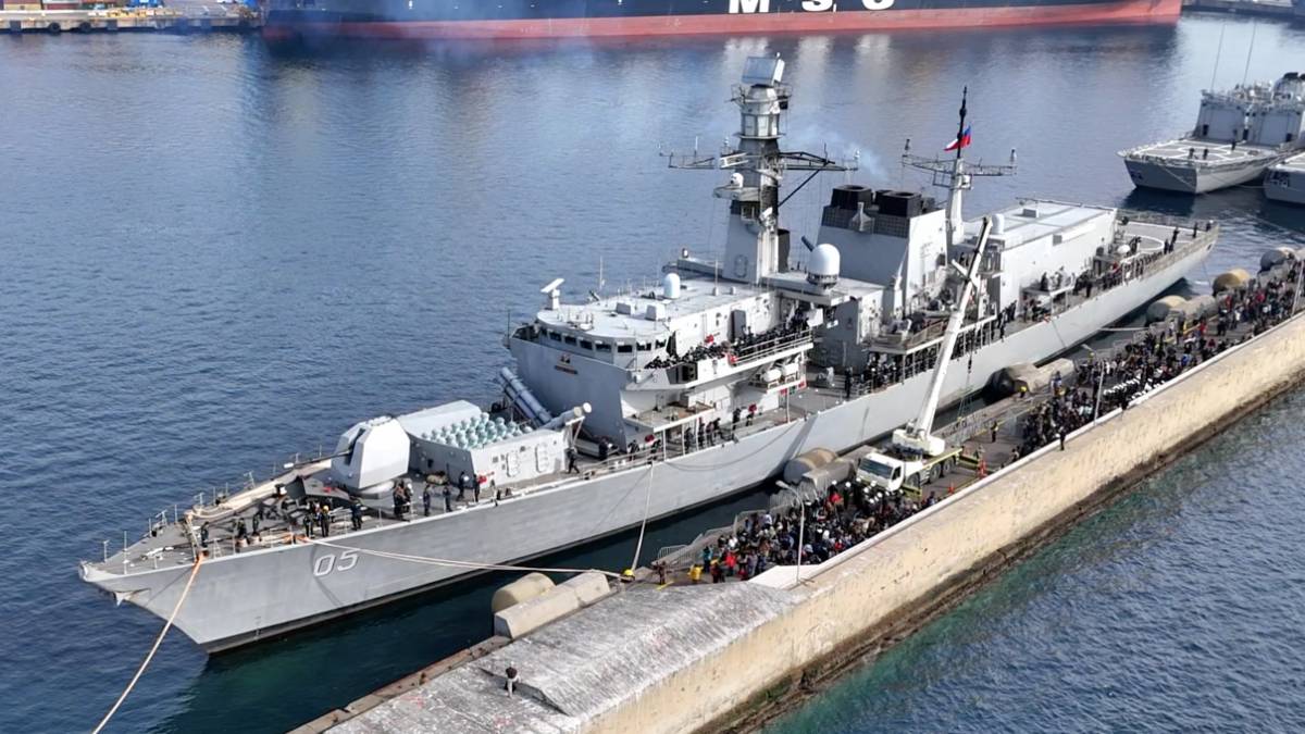 Fragata Type 23 FF-05 �Almirante Cochrane� de la Armada de Chile.
