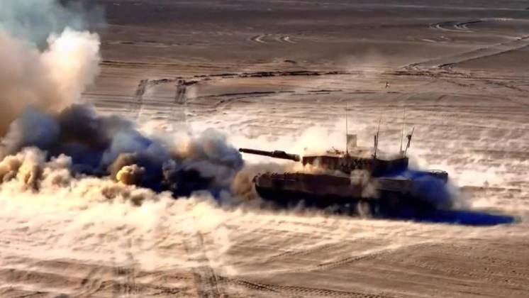 Tanque Leopard 2A4 del Ej�rcito de Chile realizando pruebas de disparo con los nuevos sistemas de Aselsan. 
