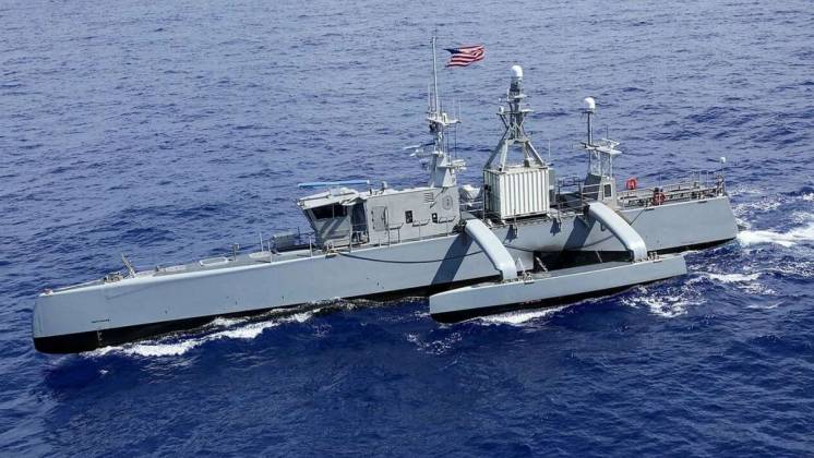 El buque no tripulado Sea Hunter de la Divisi�n de Buques de Superficie No Tripulados Uno de la US Navy. (Cr�ditos: US Navy)