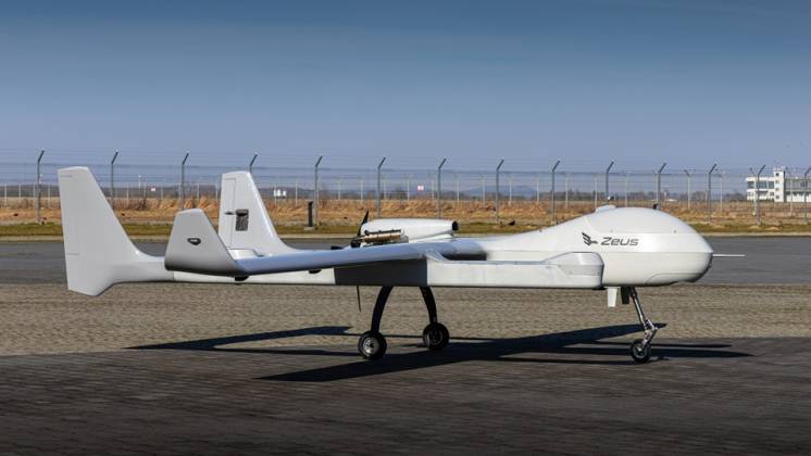 ZEUS VTOL/CTOL de Ekolot Aerospace and Defense (EAD)